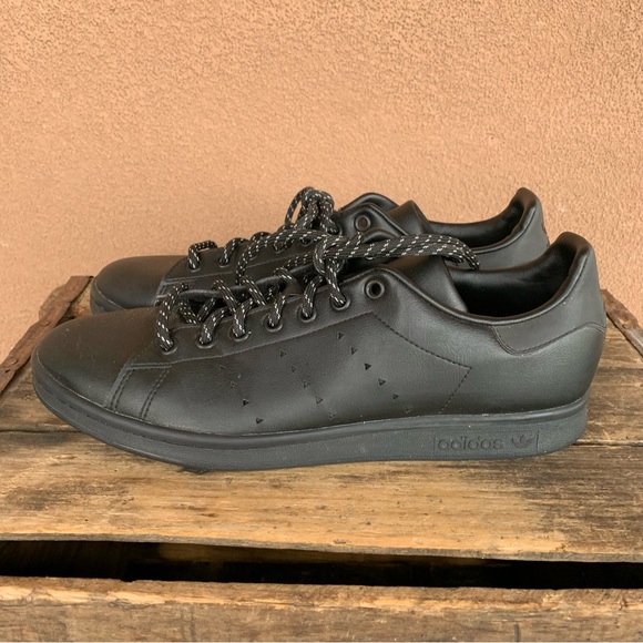 Adidas Stan Smith x Pharrell Williams Colab Sneaker - Picture 3 of 9